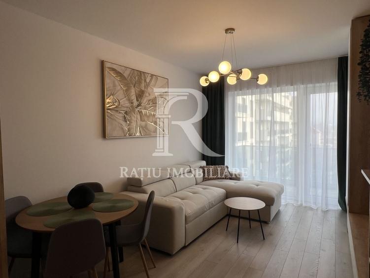 Apartament cu 3 camere decomandat, mobilat în Calea Aradului