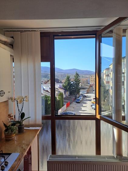 Apartament cu 2 camere decomandat în Cetate