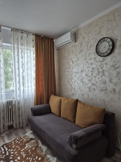 Garsonieră în Far