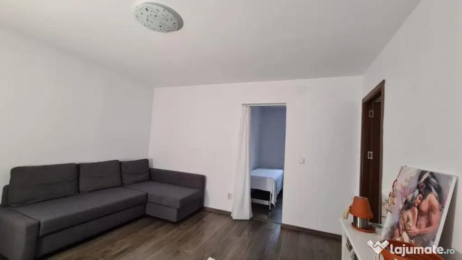 Apartament cu 2 camere semidecomandat, mobilat în Eminescu
