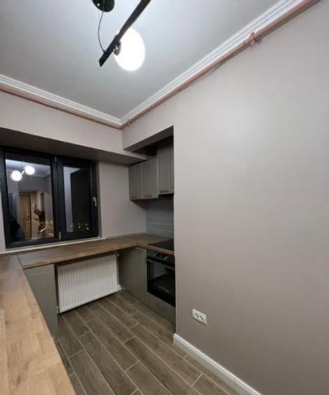 Apartament cu 2 camere decomandat în Casa de Cultură