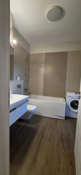 Apartament cu 3 camere decomandat în Ultracentral