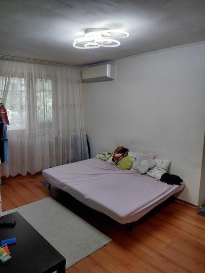 Apartament cu 2 camere decomandat în Militari