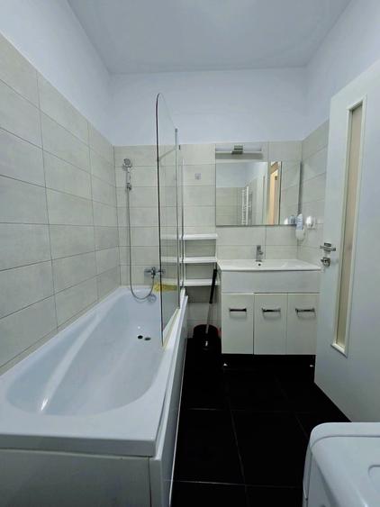 Apartament cu 2 camere decomandat în Dobroești