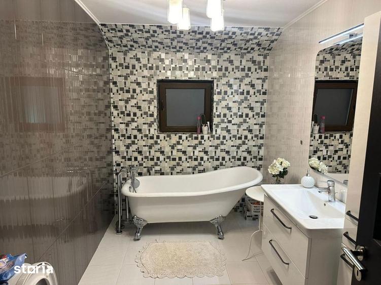 Casă cu 5 camere cu Teren 2994 Mp în Ogrezeni