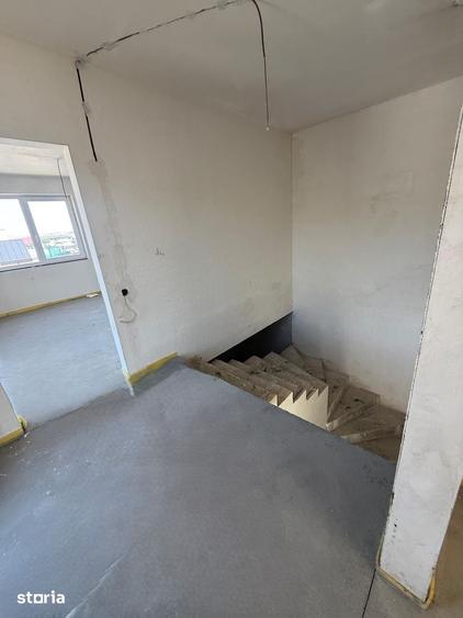 Duplex modern 129 mp utili Ansamblu rezidential premium la 10 km de Cl - 12