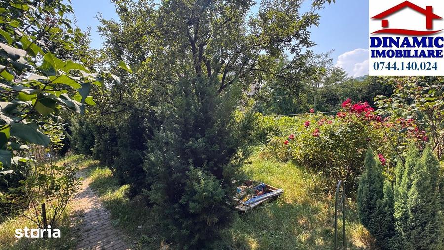 Casă cu 4 camere cu Teren 480 Mp în Central