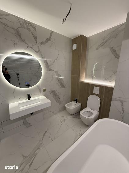 Apartament cu 3 camere în Mioriței