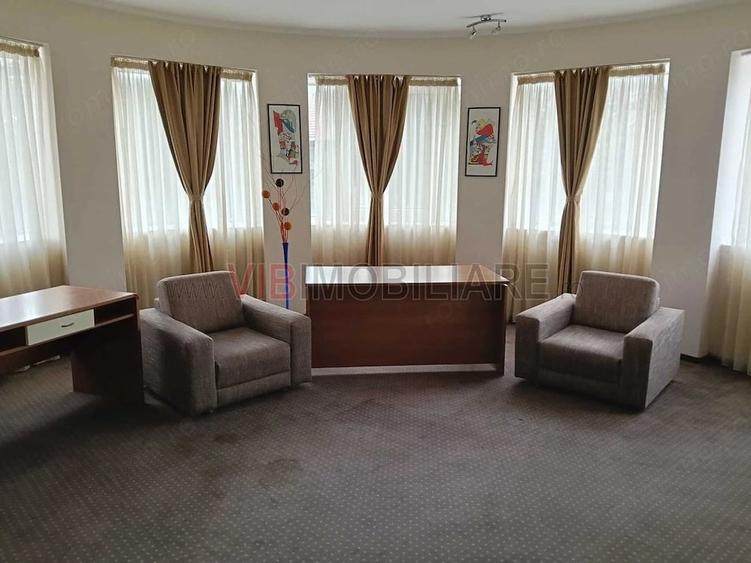Spațiu comercial, de 1,600 mp, în Girocului