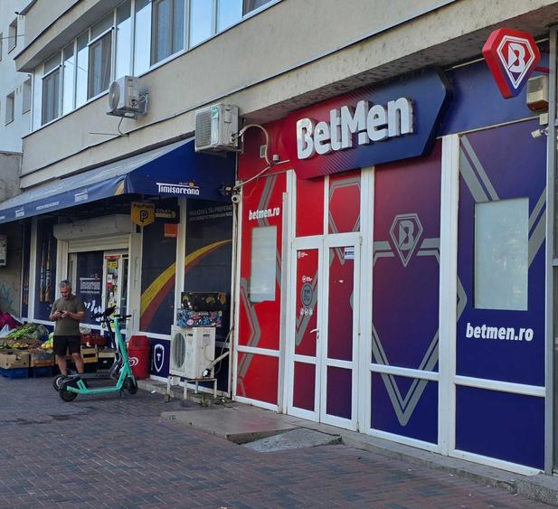 Spațiu comercial, de 35 mp, în Titan