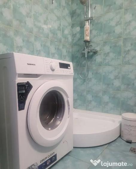 Garsonieră decomandată în Tineretului