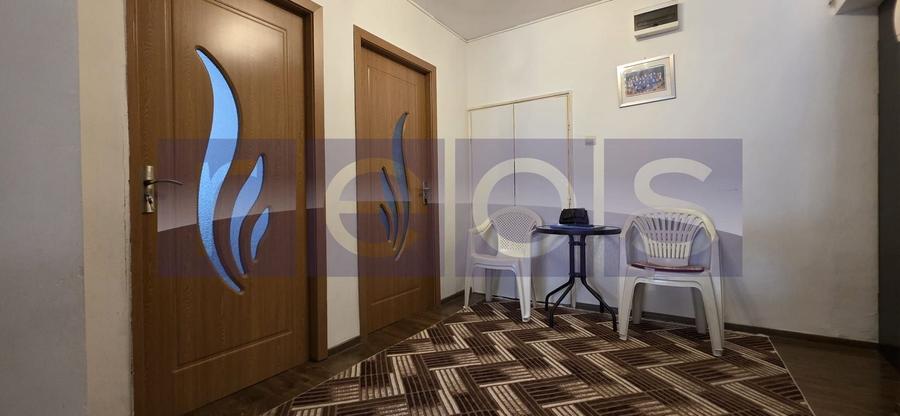 Apartament cu 4 camere semidecomandat, mobilat în Dristor