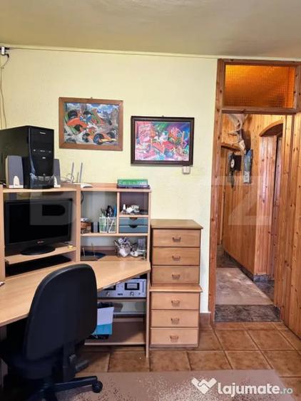 Apartament cu 4 camere decomandat în Central