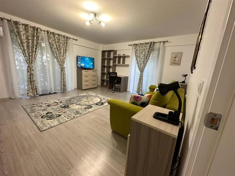 Garsonieră decomandată în Cug