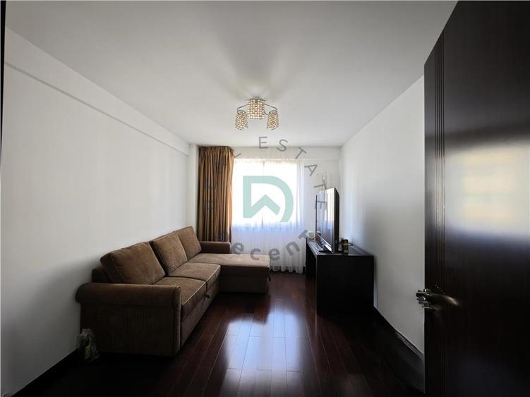Apartament cu 4 camere decomandat, mobilat în Brașovul Vechi