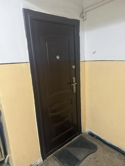 Apartament cu 2 camere semidecomandat în Exterior Vest