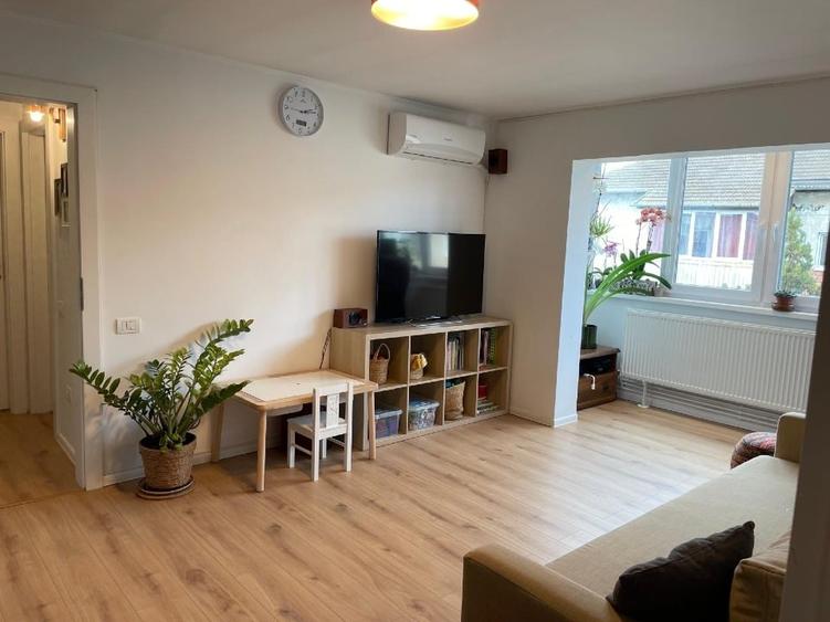 Apartament cu 2 camere semidecomandat, mobilat în Spitalul Județean
