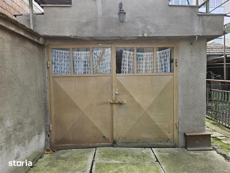 Casă cu 4 camere cu Teren 310 Mp în Lupeni
