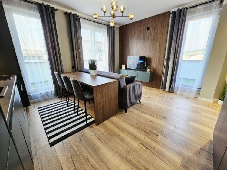 Apartament cu 2 camere semidecomandat în Florești