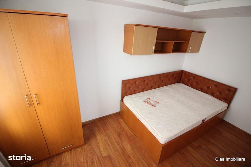 Apartament cu 3 camere semidecomandat în Central