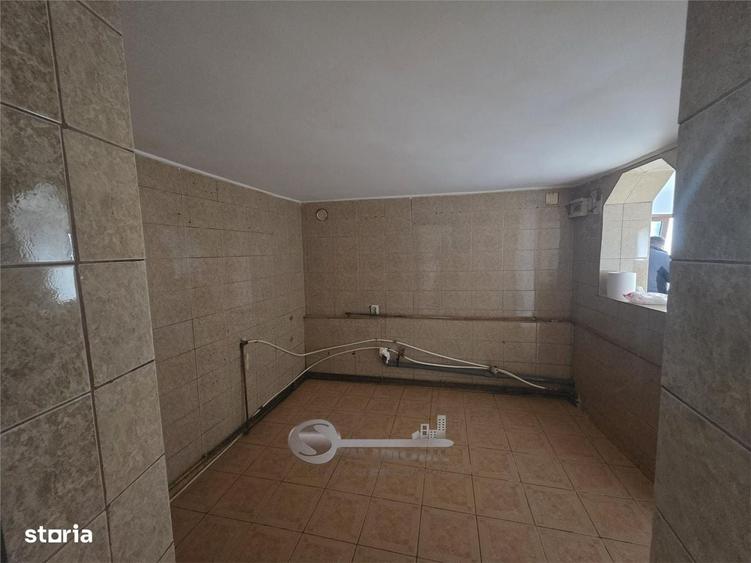 Apartament cu 3 camere decomandat în Dancu