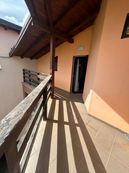 Apartament cu 2 camere decomandat în Stupini