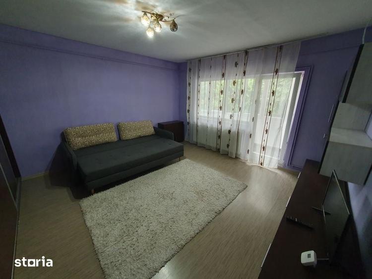 Apartament cu 2 camere decomandat în Steaua