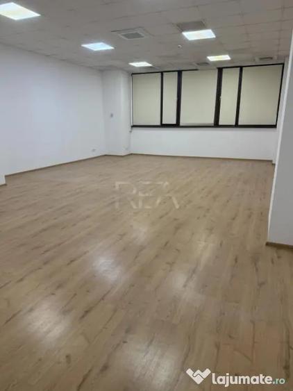Spațiu comercial, de 700 mp, în Cotroceni