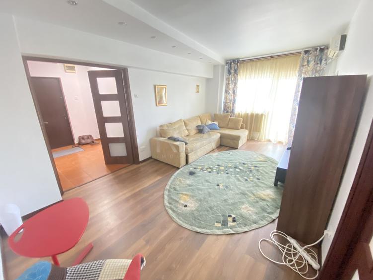 Apartament cu 2 camere semidecomandat, mobilat în 13 Septembrie