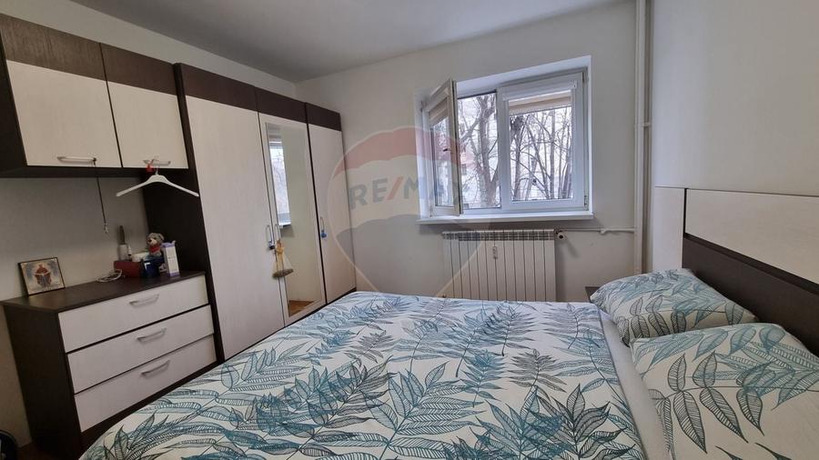 Apartament cu 2 camere semidecomandat, mobilat în Timișoara