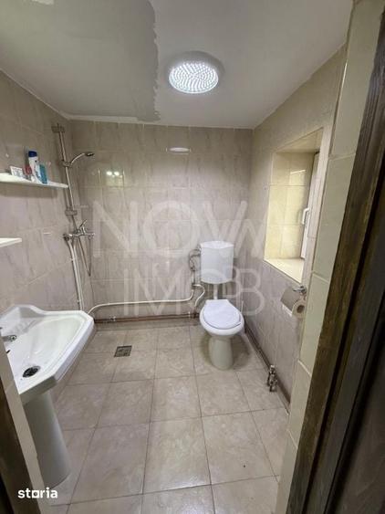 Casă cu 2 camere cu Teren 8356 Mp în Țichindeal