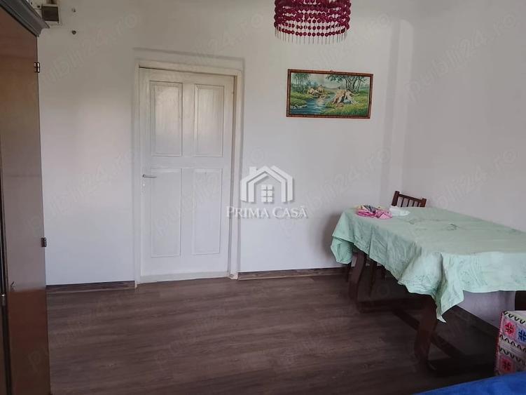 Casă cu Teren 700 Mp în Dealu Viei