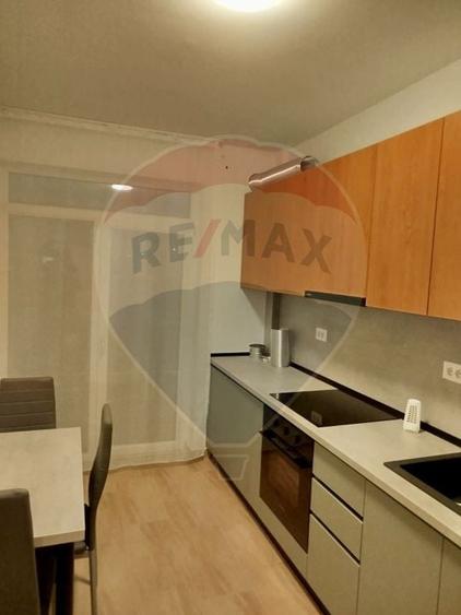 Apartament cu 2 camere decomandat, mobilat în Vest