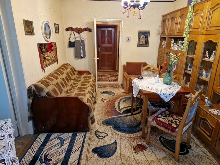 Apartament cu 2 camere decomandat în Central