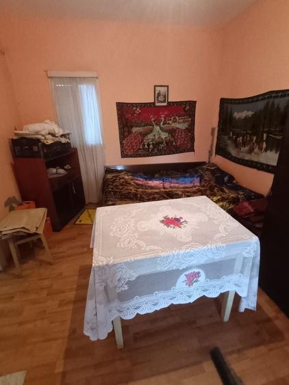 Casă cu 4 camere în Obârșie