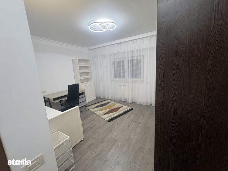Apartament cu 3 camere decomandat în Grozăvești