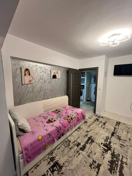 Apartament 3 camere, 80 mp, etaj 3 ,Radauti - 9