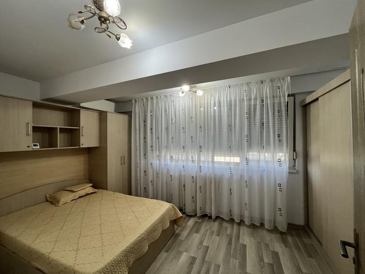 Apartament cu 2 camere decomandat, mobilat în Aurel Vlaicu