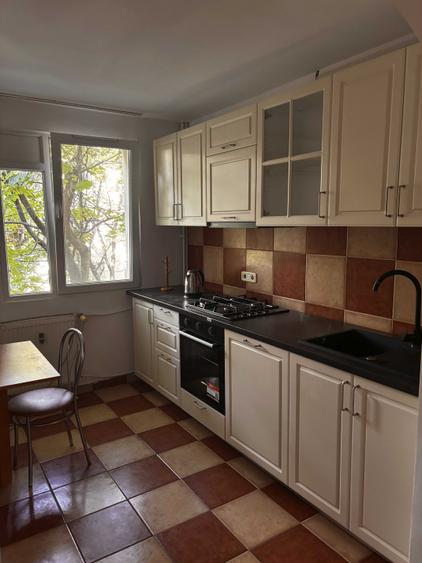 apartament 3 camere berceni - 1