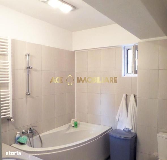 Apartament cu 3 camere în Apărătorii Patriei