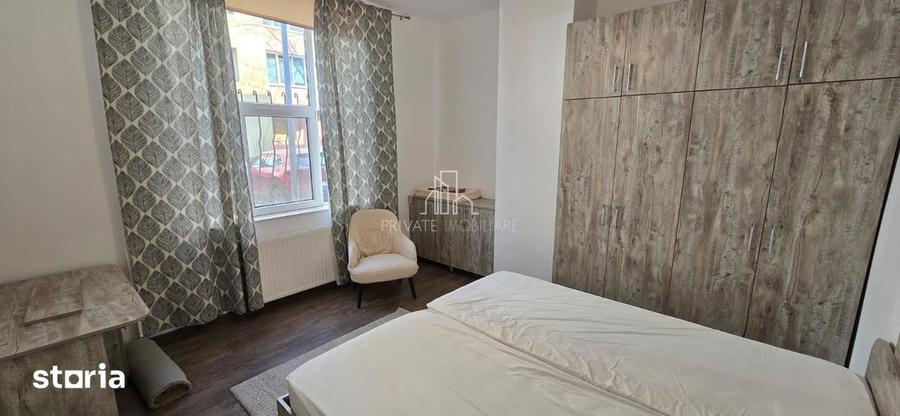 Apartament cu 3 camere în 22 Decembrie 1989
