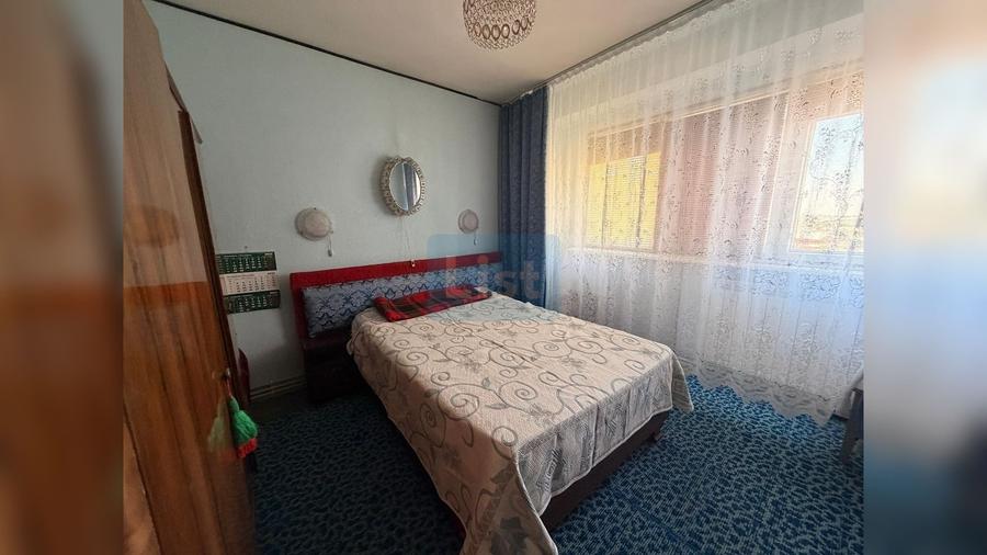 Apartament cu 2 camere semidecomandat în Micro 17