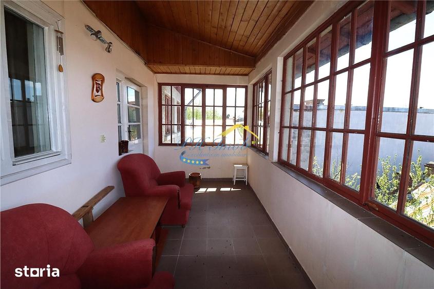 Casă cu 5 camere cu Teren 389 Mp în Central