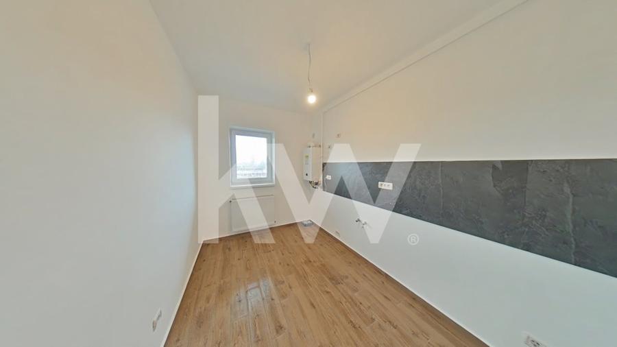 Apartament cu 3 camere decomandat în Tractorul