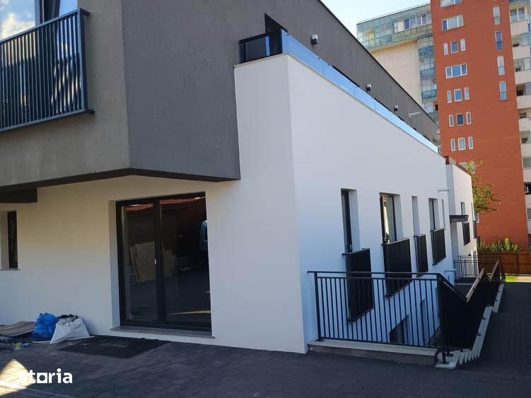 Spațiu comercial, de 500 mp, în Zorilor