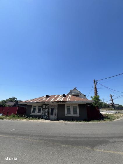 Spațiu comercial, de 700 mp, în Corod