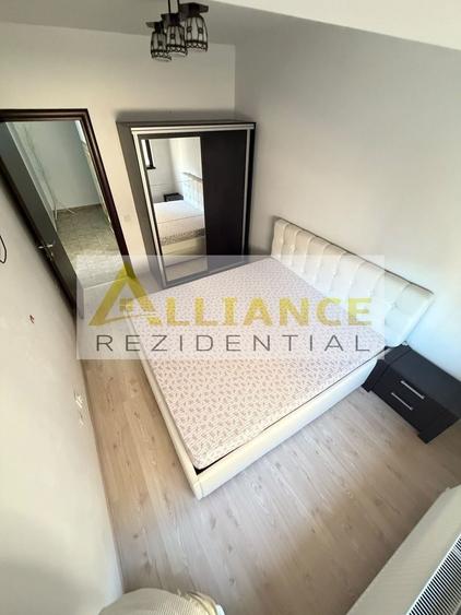 Apartament cu 2 camere decomandat, mobilat în Central
