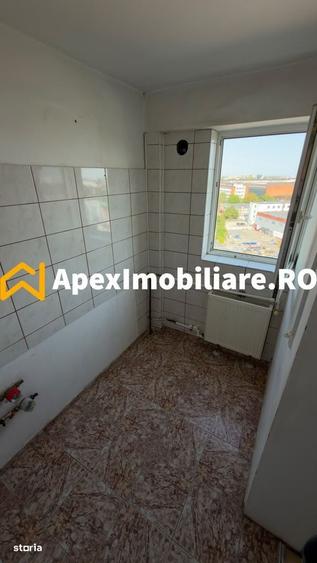 Garsonieră semidecomandată în Titan
