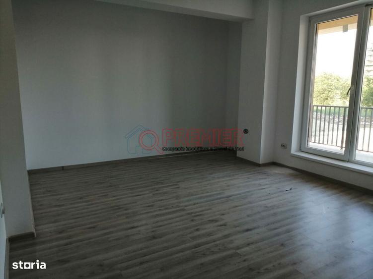 Apartament cu 3 camere decomandat în Brâncoveanu