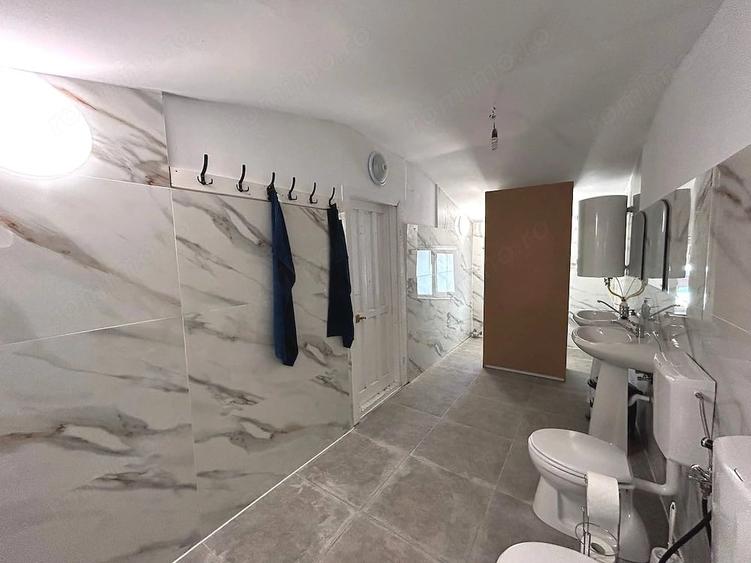 Spațiu comercial, de 140 mp, în Subcetate